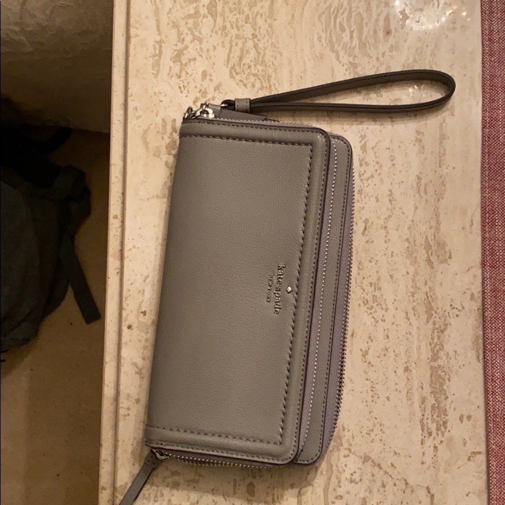 Kate spade Anita grey wallet BRAND NEW with tags